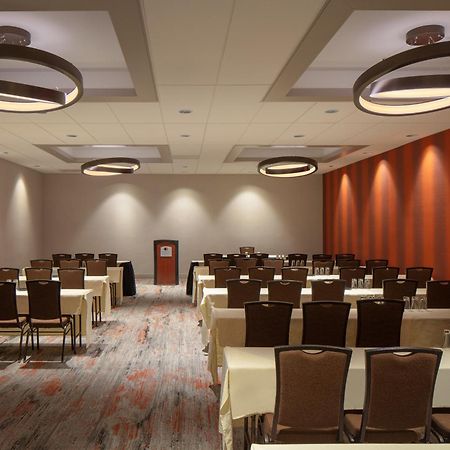 Hotel Doubletree By Hilton Sacramento Esterno foto