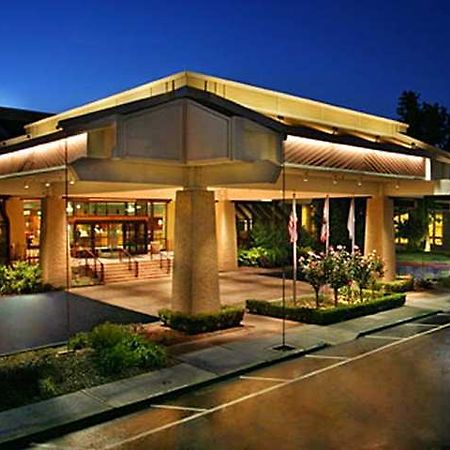 Hotel Doubletree By Hilton Sacramento Esterno foto