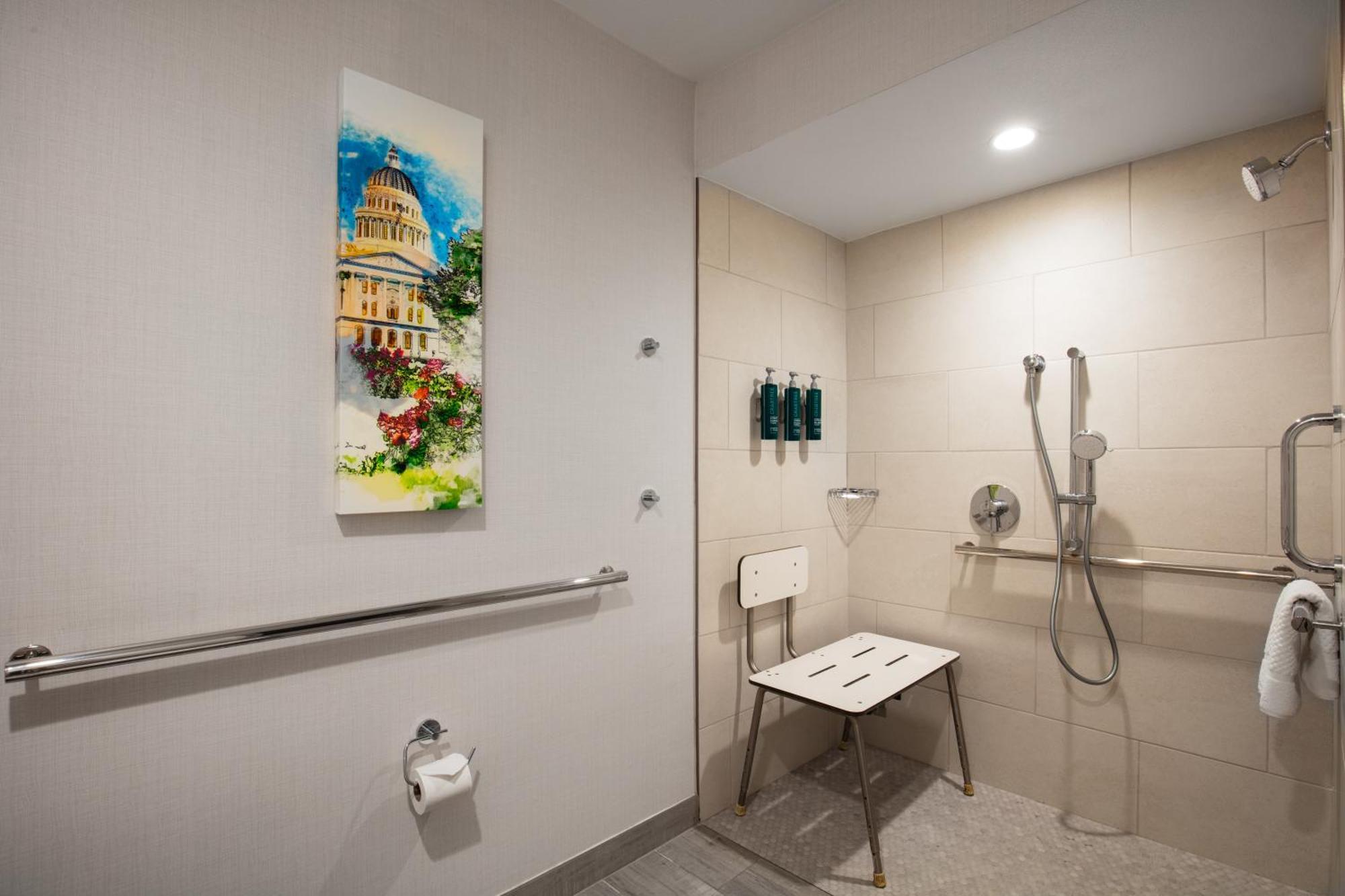 Hotel Doubletree By Hilton Sacramento Esterno foto