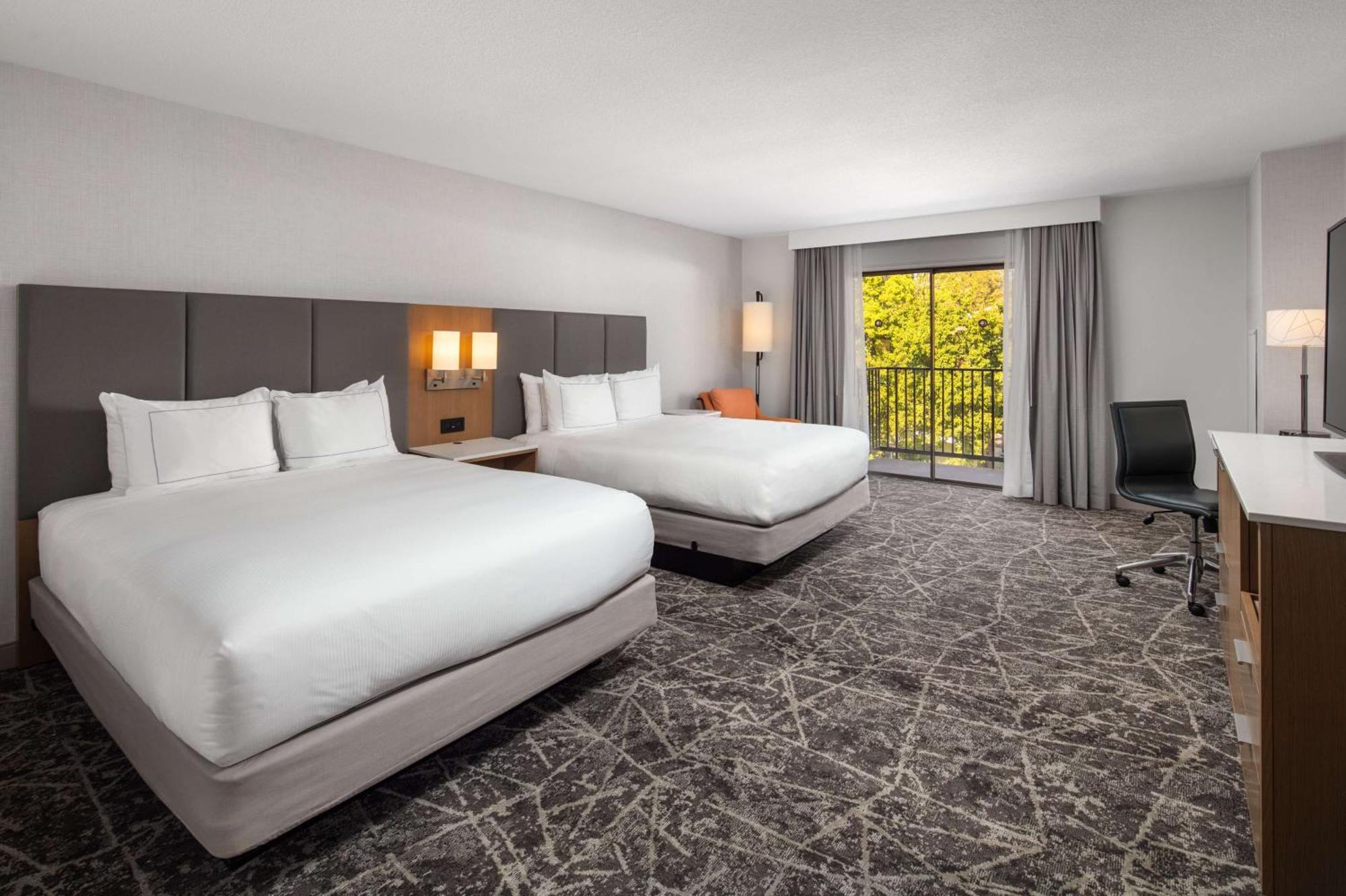 Hotel Doubletree By Hilton Sacramento Esterno foto